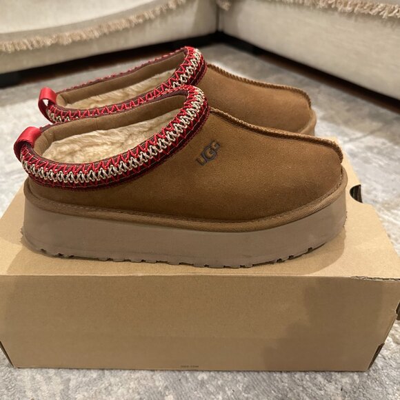 Ugg Tazz Slippers - Picture 5 of 5